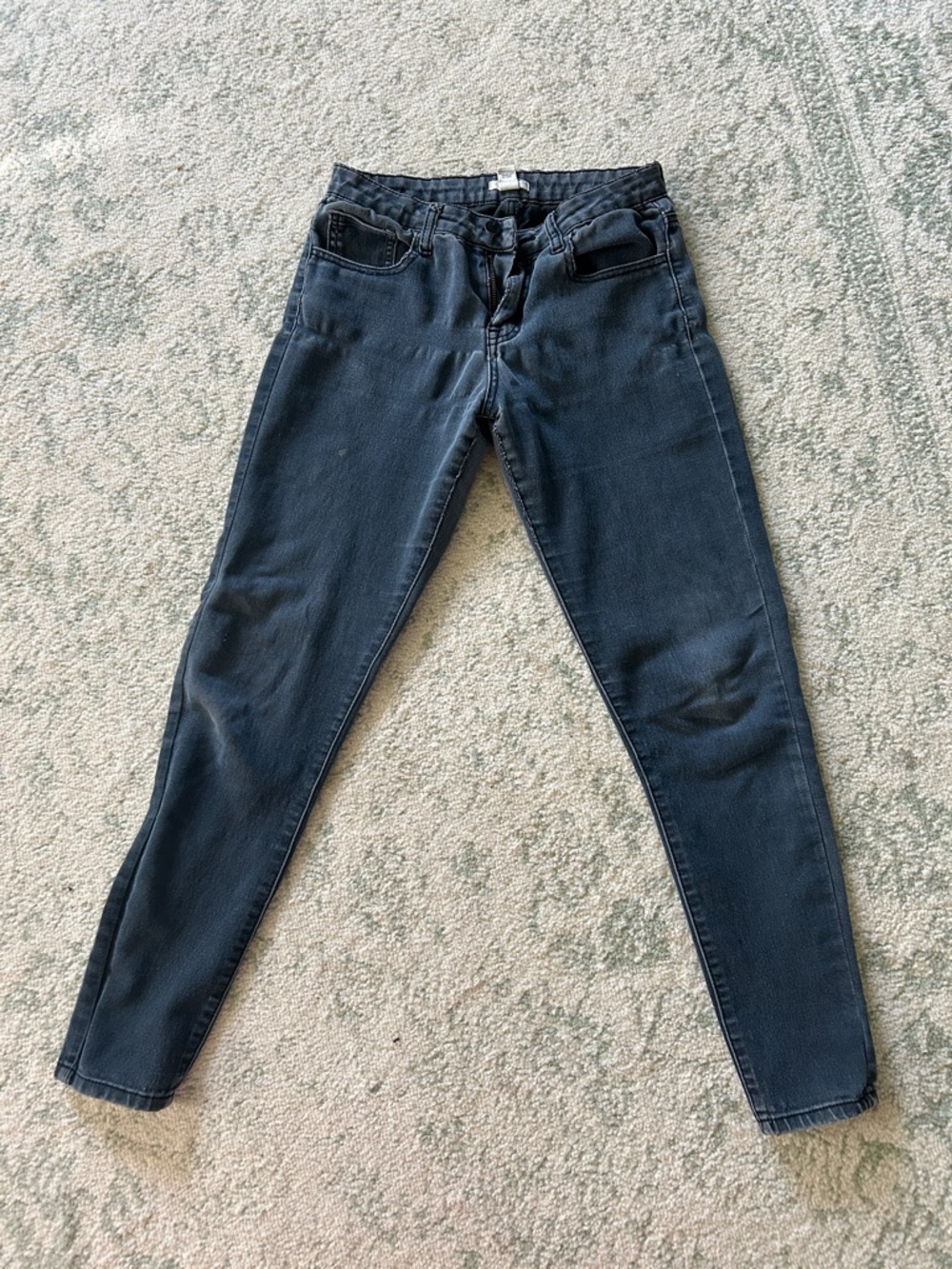 Forever 21 Dark Gray / Black Skinny Jeans for Women